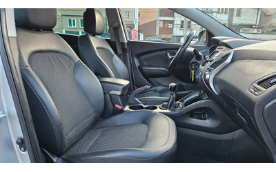 Hyundai IX35 2.0Crdi 4x4/Koja/Top sustoqnie - автомобили, коли, обяви за нови и употребявани 11