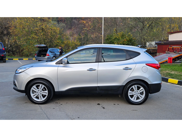 Hyundai IX35 2.0Crdi 4x4/Koja/Top sustoqnie - автомобили, коли, обяви за нови и употребявани 2
