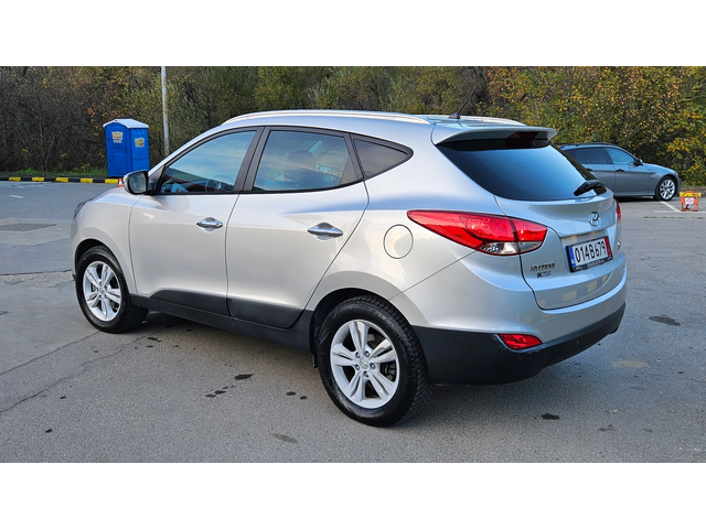 Hyundai IX35 2.0Crdi 4x4/Koja/Top sustoqnie - автомобили, коли, обяви за нови и употребявани 3