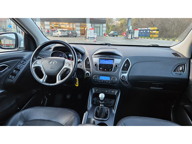 Hyundai IX35 2.0Crdi 4x4/Koja/Top sustoqnie - автомобили, коли, обяви за нови и употребявани 9
