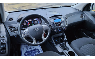 Hyundai IX35 1.7 Crdi 6skorost/Klima/Top sustoqnie - автомобили, коли, обяви за нови и употребявани 8