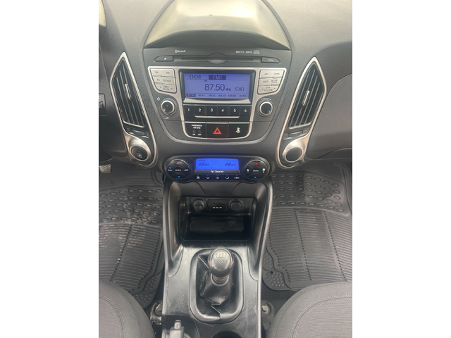Hyundai IX35 2.0CRDI 136kc 4x4 - автомобили, коли, обяви за нови и употребявани 11