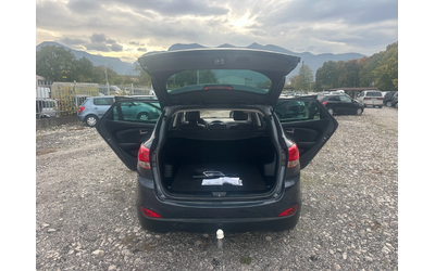 Hyundai IX35 2.0CRDI 136kc 4x4 - автомобили, коли, обяви за нови и употребявани 13