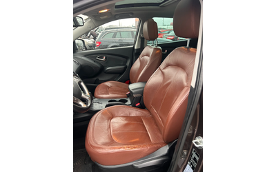 Hyundai IX35 2.0CRDI 4WD AVTOMAT/PANORAMA/KOJA/NAVI EURO 5 - автомобили, коли, обяви за нови и употребявани 11