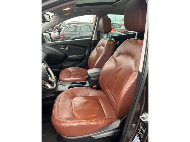 Hyundai IX35 2.0CRDI 4WD AVTOMAT/PANORAMA/KOJA/NAVI EURO 5 - автомобили, коли, обяви за нови и употребявани 11