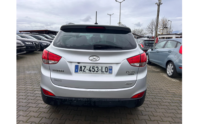 Hyundai IX35 2.0CRDI 4WD PANORAMA/KOJA/NAVI EURO 5 - автомобили, коли, обяви за нови и употребявани 6