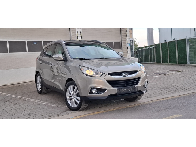 Hyundai IX35 2.0 4wd 163kc Панорама Климатроник !!Кожен салон!! - автомобили, коли, обяви за нови и употребявани 0