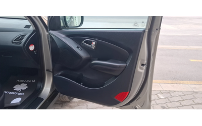 Hyundai IX35 2.0 4wd 163kc Панорама Климатроник !!Кожен салон!! - автомобили, коли, обяви за нови и употребявани 9