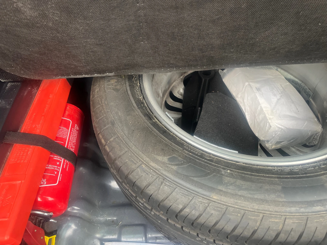 Hyundai IX35 1.6i - автомобили, коли, обяви за нови и употребявани 16