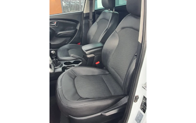 Hyundai IX35 2.0 CRDI 4WD COMFORT - автомобили, коли, обяви за нови и употребявани 6