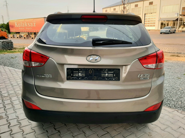 Hyundai IX35 2.0CRDi 6ск. - автомобили, коли, обяви за нови и употребявани 3