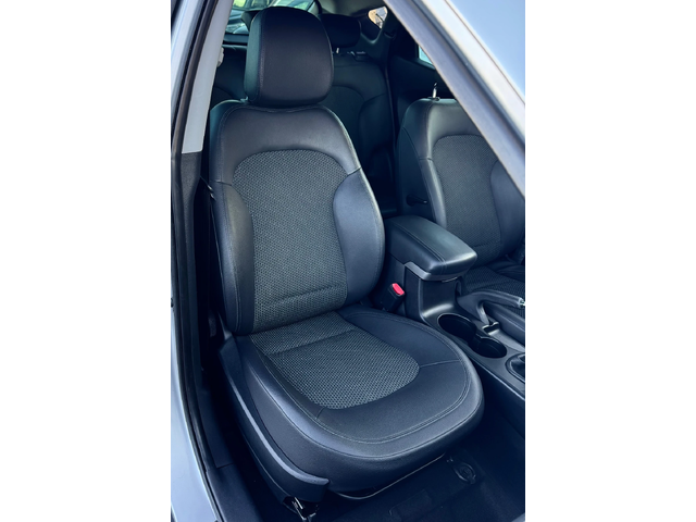 Hyundai IX35 2.0 CRDI-184kc - автомобили, коли, обяви за нови и употребявани 9