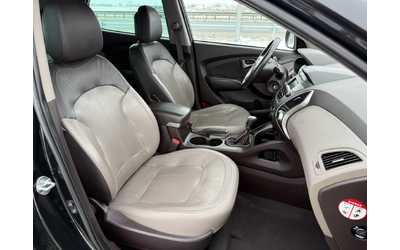 Hyundai IX35 2.0 CRDi / 4WD / 4X4 / KOJA / PODGREV / PARKTRONIC - автомобили, коли, обяви за нови и употребявани 10