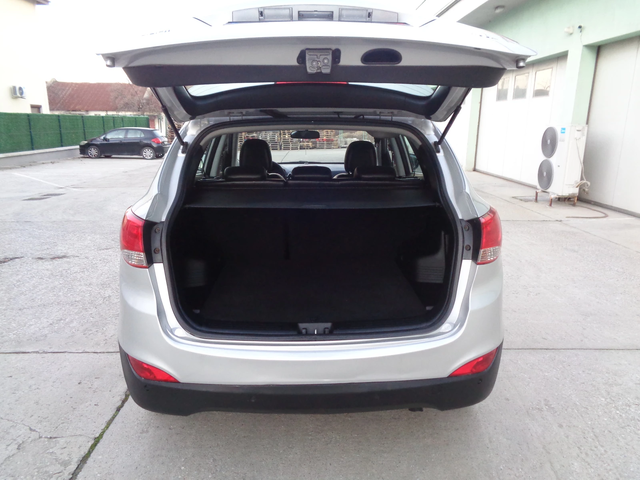Hyundai IX35 1.7CRDI-KOJA-BARTER-LIZING - автомобили, коли, обяви за нови и употребявани 7