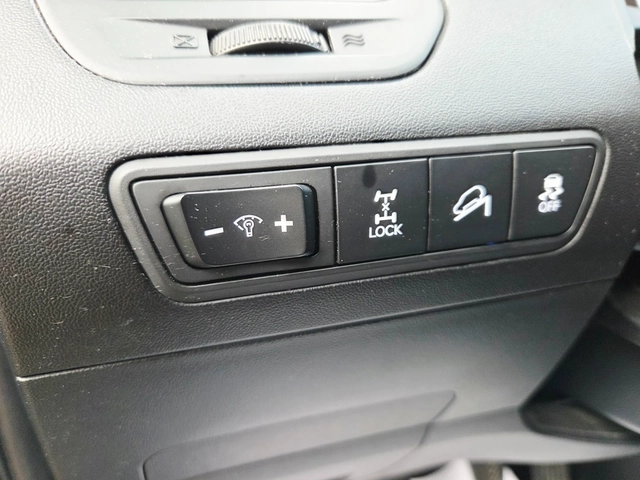 Hyundai IX35 2, 000CRDI/4x4/EURO5B - автомобили, коли, обяви за нови и употребявани 8