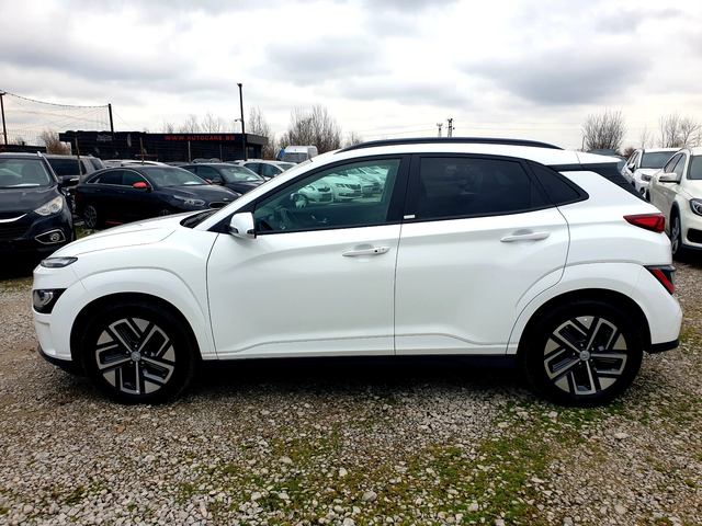 Hyundai Kona 38778 км / 64 kWh / В ГАРАНЦИЯ - автомобили, коли, обяви за нови и употребявани 3