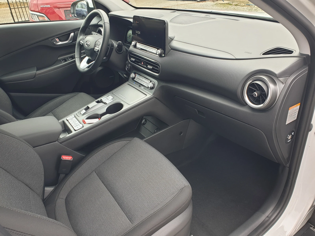 Hyundai Kona 38778 км / 64 kWh / В ГАРАНЦИЯ - автомобили, коли, обяви за нови и употребявани 9