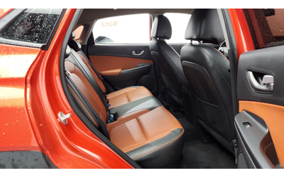 Hyundai Kona Diesel 1.6 Modern Pop - автомобили, коли, обяви за нови и употребявани 11