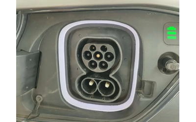 Hyundai Kona Premium 64 kWh FACELIFT* * * SOH98% - автомобили, коли, обяви за нови и употребявани 13