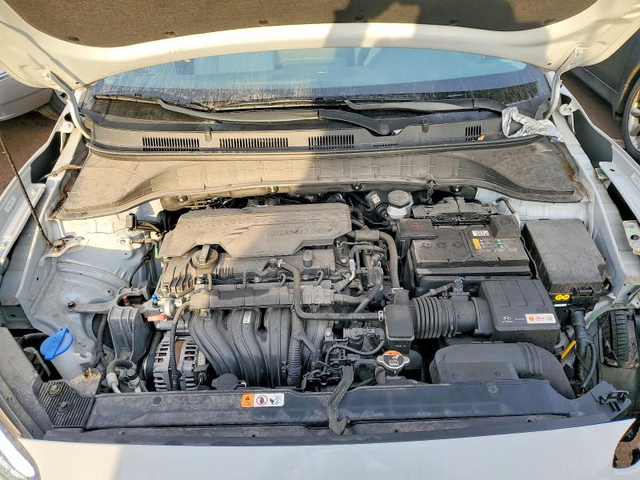 Hyundai Kona 2.0L 4 Front-wheel Drive - автомобили, коли, обяви за нови и употребявани 10