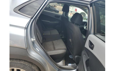 Hyundai Kona 2.0L 4 Front-wheel Drive - автомобили, коли, обяви за нови и употребявани 10