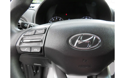 Hyundai Kona 2.0L Essential w/ CarPlay B.Camera BLND Spots NO A Front Wheel Drive - автомобили, коли, обяви за нови и употребявани 14