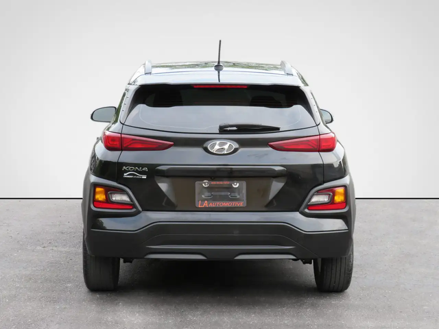 Hyundai Kona 2.0L Essential w/ CarPlay B.Camera BLND Spots NO A Front Wheel Drive - автомобили, коли, обяви за нови и употребявани 8