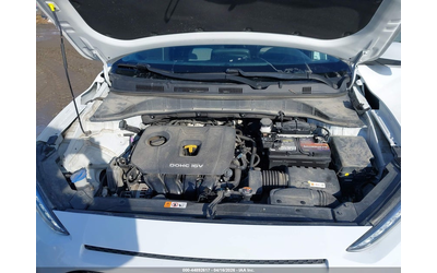 Hyundai Kona 2.0L I-4 DOHC, VVT, 147HP All Wheel Drive - автомобили, коли, обяви за нови и употребявани 9