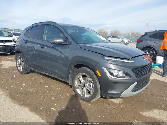 Hyundai Kona 2.0L I-4 DOHC, VVT, 147HP Front Wheel Drive - автомобили, коли, обяви за нови и употребявани 0