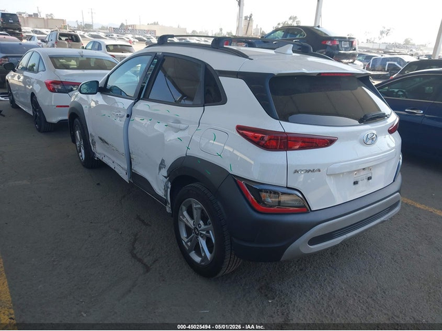 Hyundai Kona 2.0L I-4 DOHC, VVT, 147HP Front Wheel Drive - автомобили, коли, обяви за нови и употребявани 2