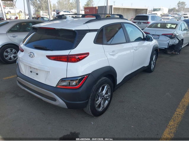 Hyundai Kona 2.0L I-4 DOHC, VVT, 147HP Front Wheel Drive - автомобили, коли, обяви за нови и употребявани 3