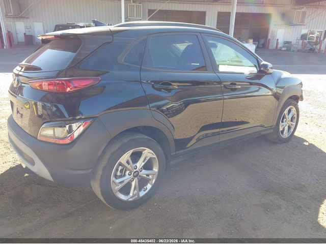 Hyundai Kona 2.0L I-4 DOHC, VVT, 147HP Front Wheel Drive - автомобили, коли, обяви за нови и употребявани 3