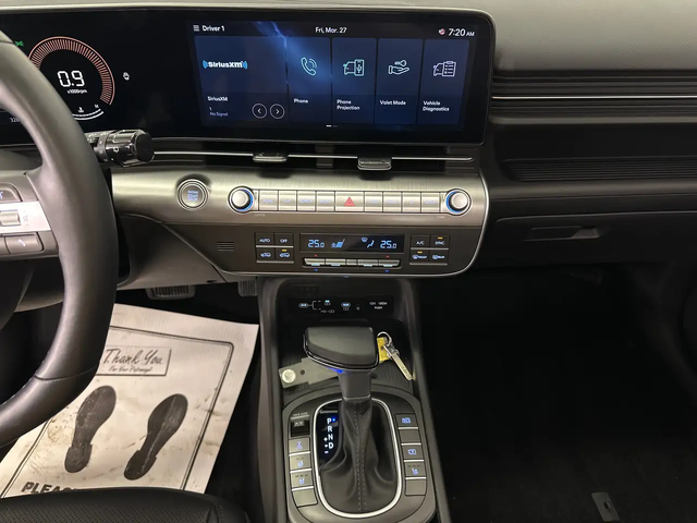 Hyundai Kona 2.0l Preferred - TREND/AWD/LEATHER/ROOF! All Wheel Drive - автомобили, коли, обяви за нови и употребявани 15