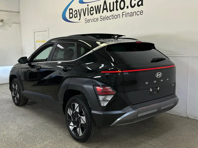Hyundai Kona 2.0l Preferred - TREND/AWD/LEATHER/ROOF! All Wheel Drive - автомобили, коли, обяви за нови и употребявани 4