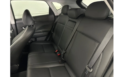 Hyundai Kona 2.0l Preferred - TREND/AWD/LEATHER/ROOF! All Wheel Drive - автомобили, коли, обяви за нови и употребявани 6
