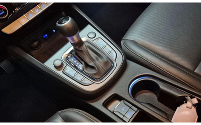 Hyundai Kona Gasoline 1.6 Turbo 2WD Inspiration - автомобили, коли, обяви за нови и употребявани 8