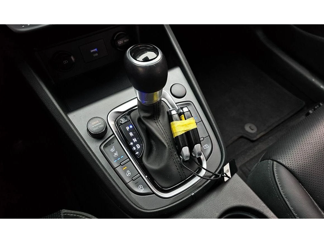 Hyundai Kona Gasoline 2.0 2WD Modern - автомобили, коли, обяви за нови и употребявани 8