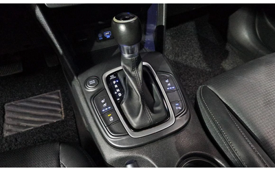 Hyundai Kona - автомобили, коли, обяви за нови и употребявани 7