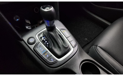 Hyundai Kona - автомобили, коли, обяви за нови и употребявани 8