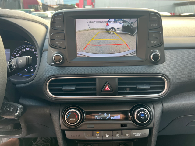 Hyundai Kona 1.6 CRDI-116к.с./Euro6D/ Navi/ Camera/ Lane assist - автомобили, коли, обяви за нови и употребявани 15