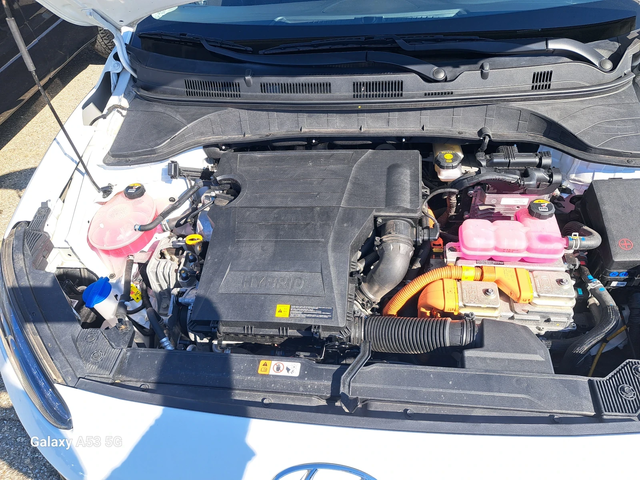 Hyundai Kona 1, 6 HIBRID FEISLIF - автомобили, коли, обяви за нови и употребявани 16