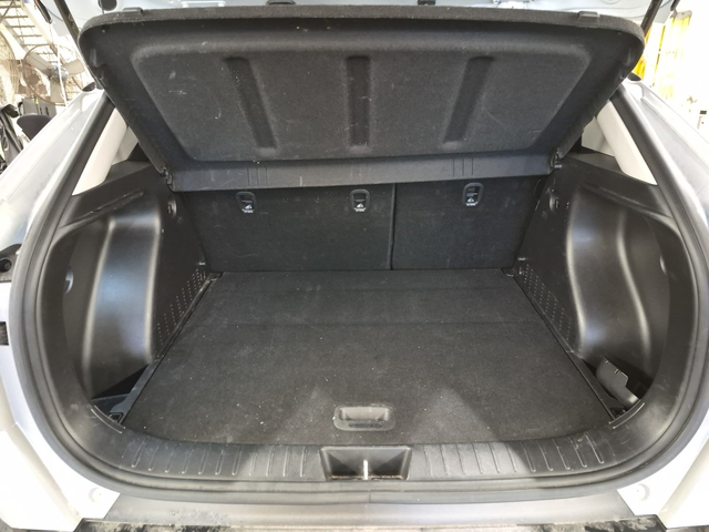 Hyundai Kona 2L 4cyl AWD - автомобили, коли, обяви за нови и употребявани 12