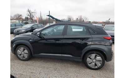 Hyundai Kona 64 kWh / Blue link / - автомобили, коли, обяви за нови и употребявани 7