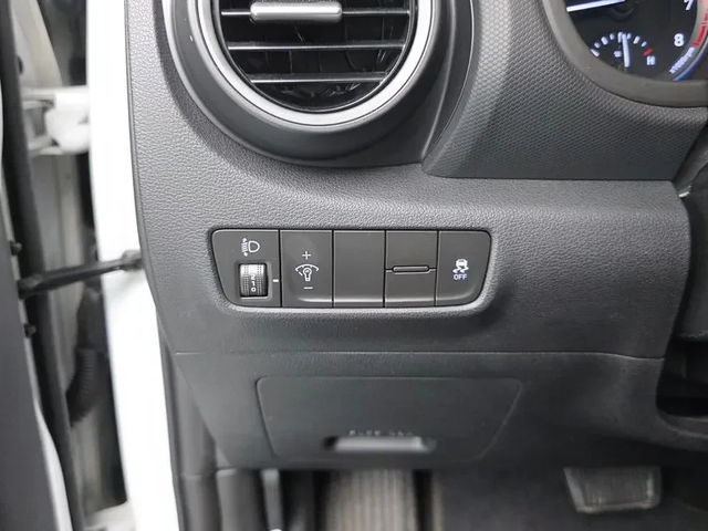 Hyundai Kona 1.6 Turbo 2Wd Modern - автомобили, коли, обяви за нови и употребявани 12