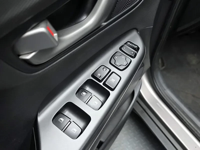 Hyundai Kona 1.6 2Wd Modern - автомобили, коли, обяви за нови и употребявани 15