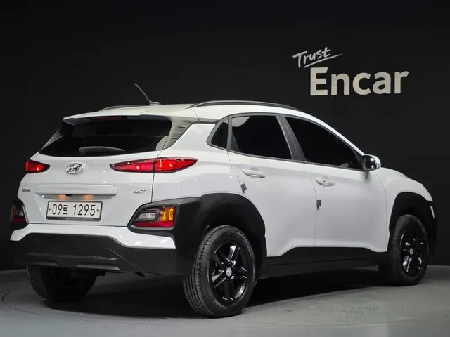 Hyundai Kona 1.6 2Wd Smart - автомобили, коли, обяви за нови и употребявани 1