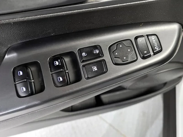 Hyundai Kona 1.6 Turbo 2Wd Smart - автомобили, коли, обяви за нови и употребявани 13