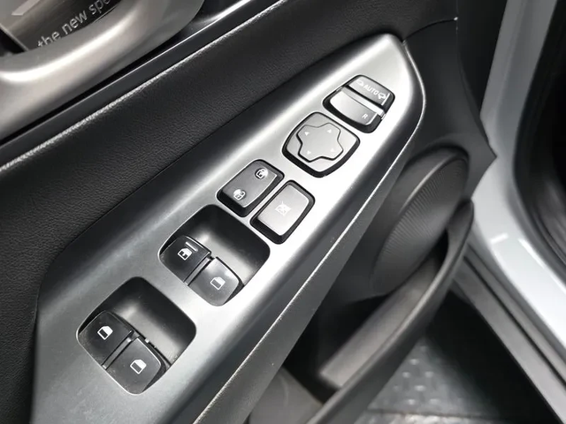 Hyundai Kona 1.6 2Wd Modern - автомобили, коли, обяви за нови и употребявани 16