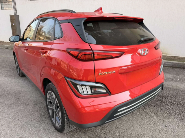 Hyundai Kona BlueLink / 64KWh / FACE - автомобили, коли, обяви за нови и употребявани 4