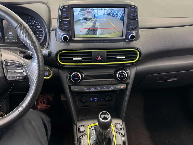 Hyundai Kona * Ultimate* 2 КЛЮЧА* PANO* KEYLESS* ПОДГРЕВ* - автомобили, коли, обяви за нови и употребявани 8